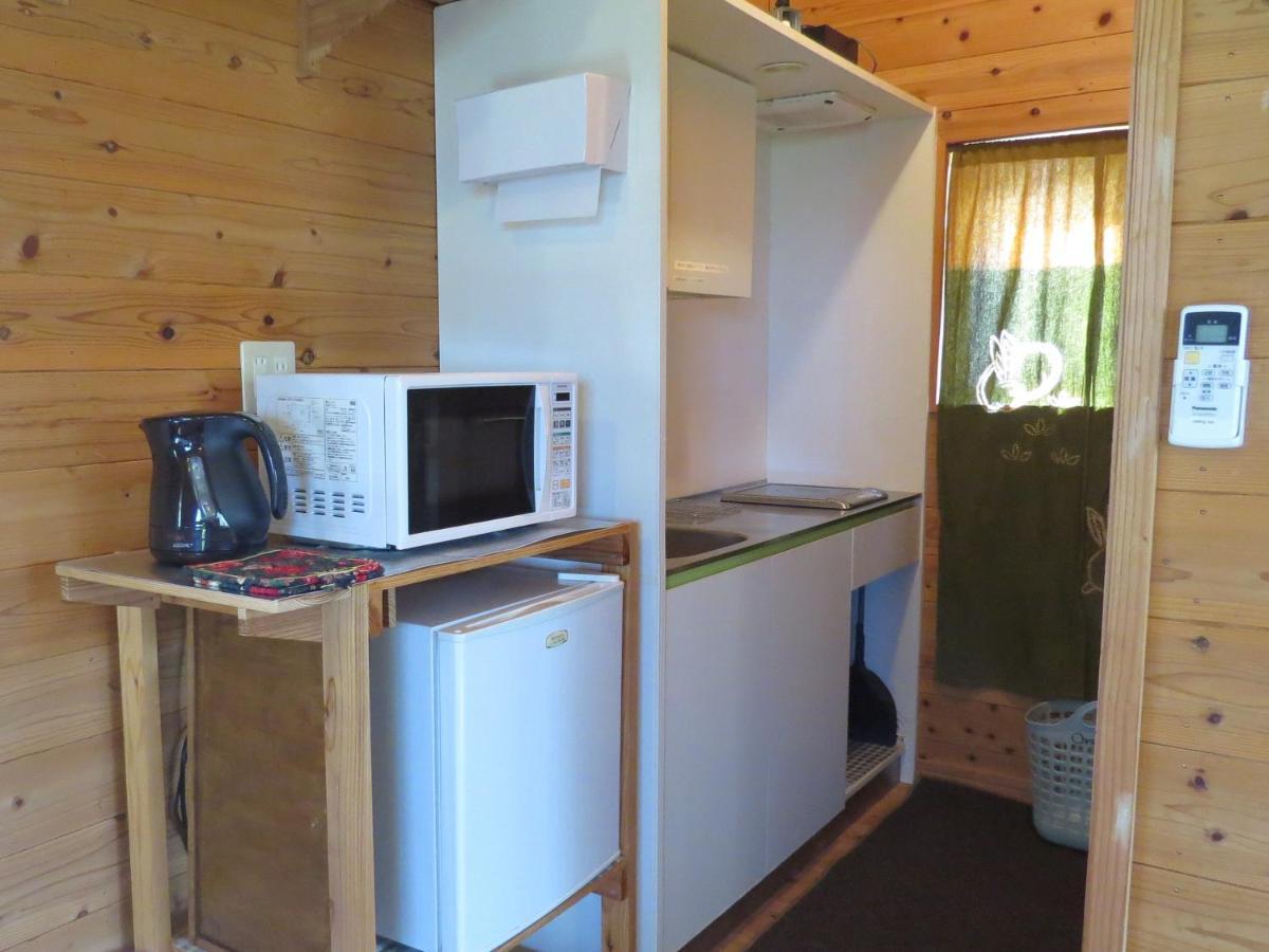 Cottage Orange House Yakushima ياكوشيما المظهر الخارجي الصورة